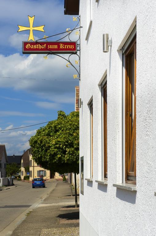 Gasthof Zum Kreuz Hotel Neuenburg am Rhein Exterior photo